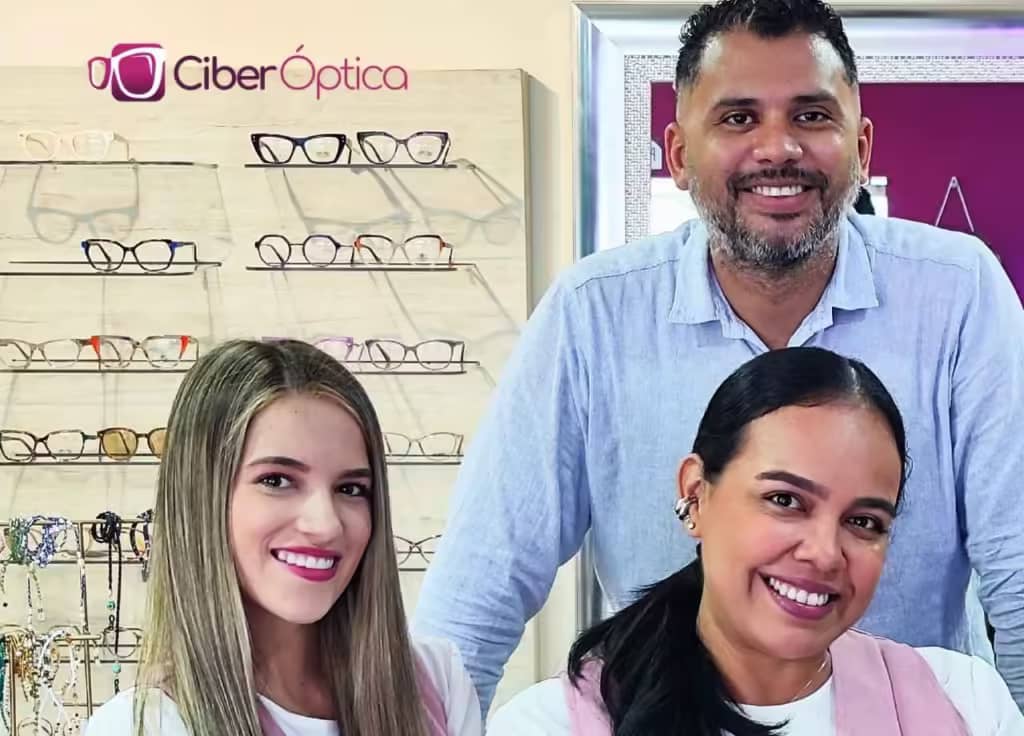 CiberOptica - Gafas, Lentes & Monturas | Óptica en Cartagena